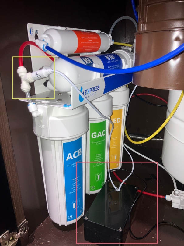 Water filter and esp32